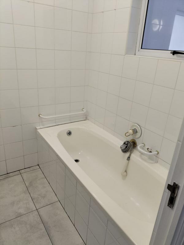 To Let 3 Bedroom Property for Rent in Bloubergstrand Western Cape